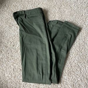 Hollister olive jeans